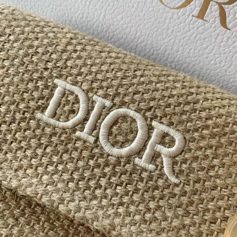 Dior Raffia Straw Bag Acrylic shoulder strap - Picture 4 of 13